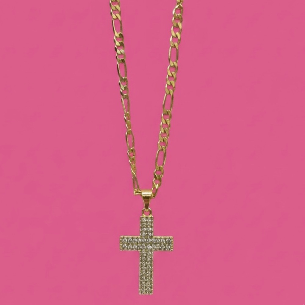 Elegant Gold Cross Pendant Necklace